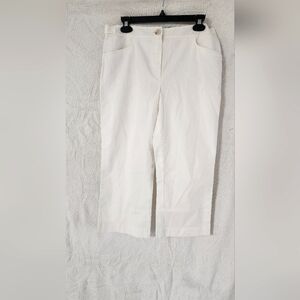 Nautica cream color capris